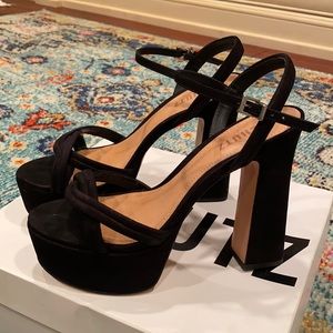 Schutz Keefa Platform Sandal